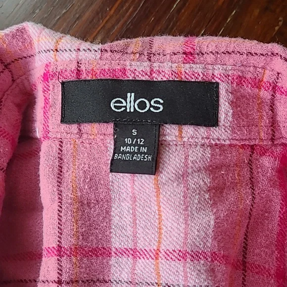 Like new flannel shirt - Picture 7 of 7